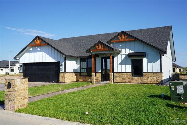 706 Spruce Street, Rio Grande City, TX 78582