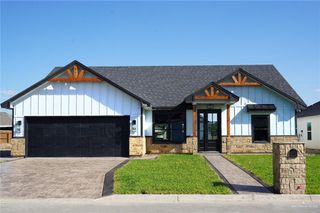 706 Spruce Street, Rio Grande City, TX 78582