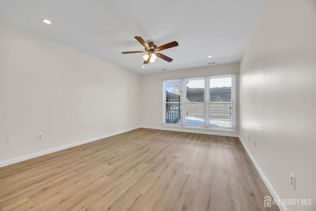 113 Heather Court 113, Edison, NJ 08820