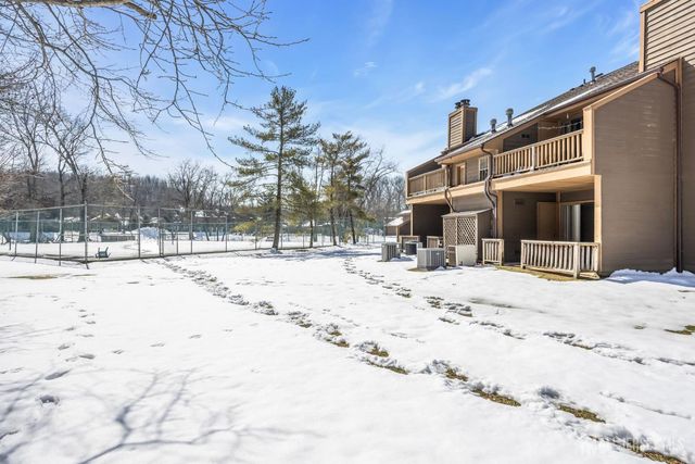 113 Heather Court 113, Edison, NJ 08820