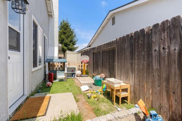 9304 Wolverton Street, Ventura, CA 93004