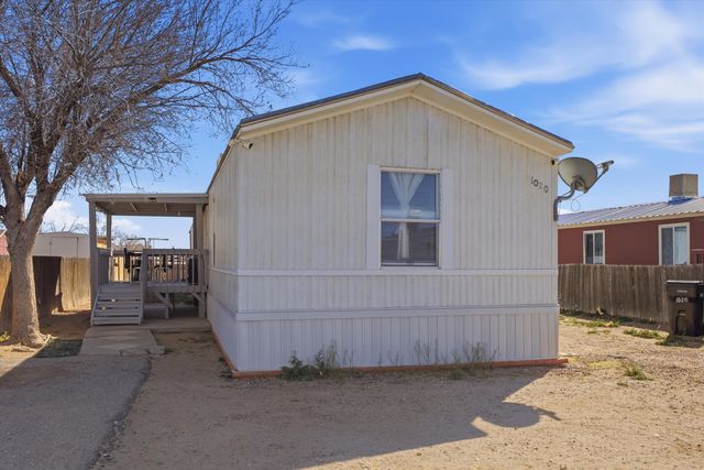 224 E Atrisco Vista Boulevard SW TRLR 1020, Albuquerque, NM 87121