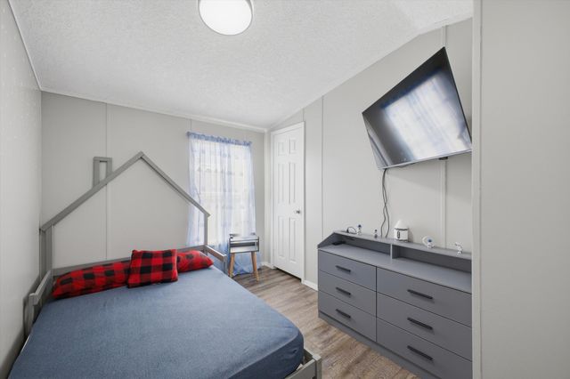 224 E Atrisco Vista Boulevard SW TRLR 1020, Albuquerque, NM 87121