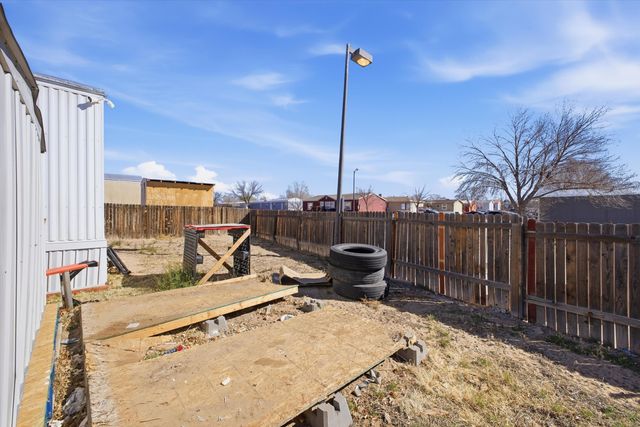 224 E Atrisco Vista Boulevard SW TRLR 1020, Albuquerque, NM 87121