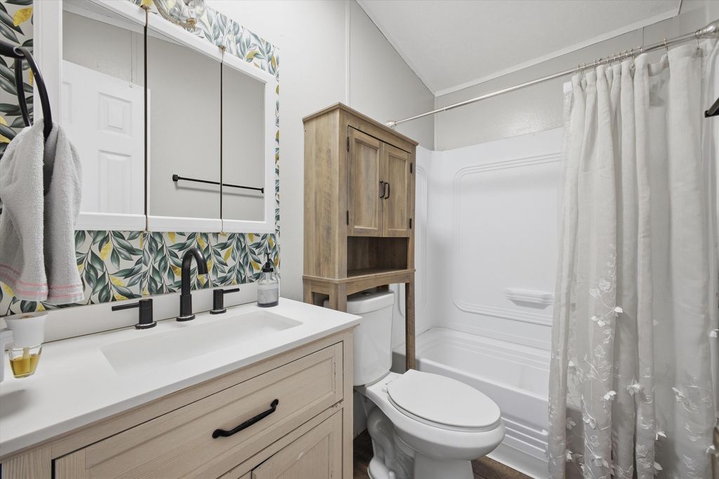 Image 25 of property listing at 224 E Atrisco Vista Boulevard SW TRLR 1020, Albuquerque, NM 87121