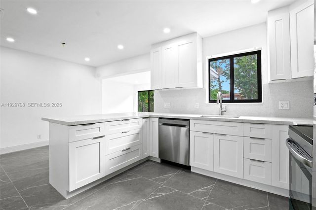 1136 Tennessee Ave, Fort Lauderdale, FL 33312