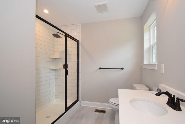 116 A FISH POND RD, Sewell, NJ 08080