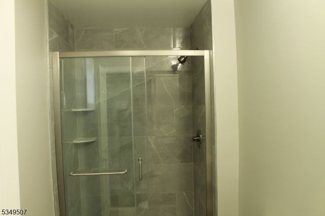 519 Roosevelt Ave, Carteret Boro, NJ 07008