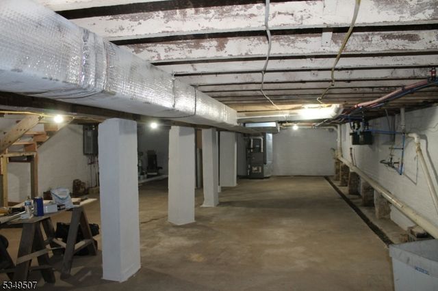 519 Roosevelt Ave, Carteret Boro, NJ 07008