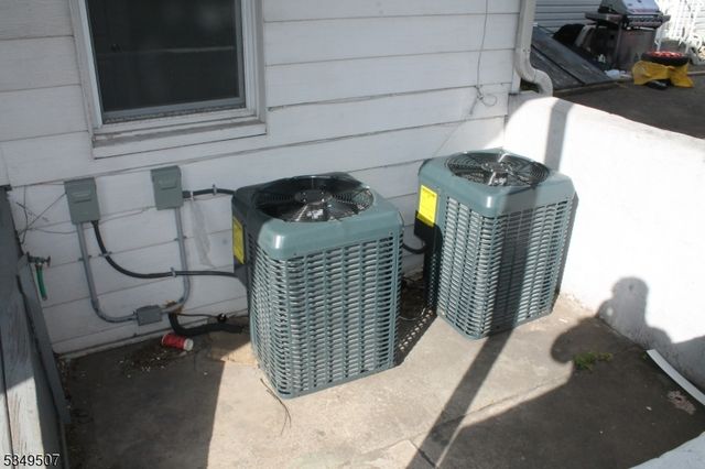 519 Roosevelt Ave, Carteret Boro, NJ 07008