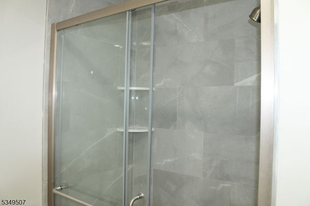 519 Roosevelt Ave, Carteret Boro, NJ 07008