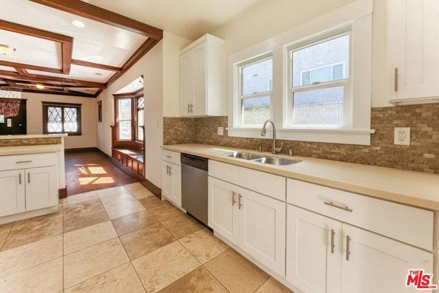 6178 Aldama Street, Los Angeles, CA 90042