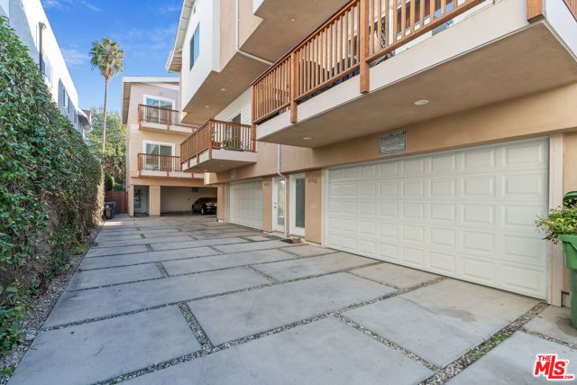 6178 Aldama Street, Los Angeles, CA 90042