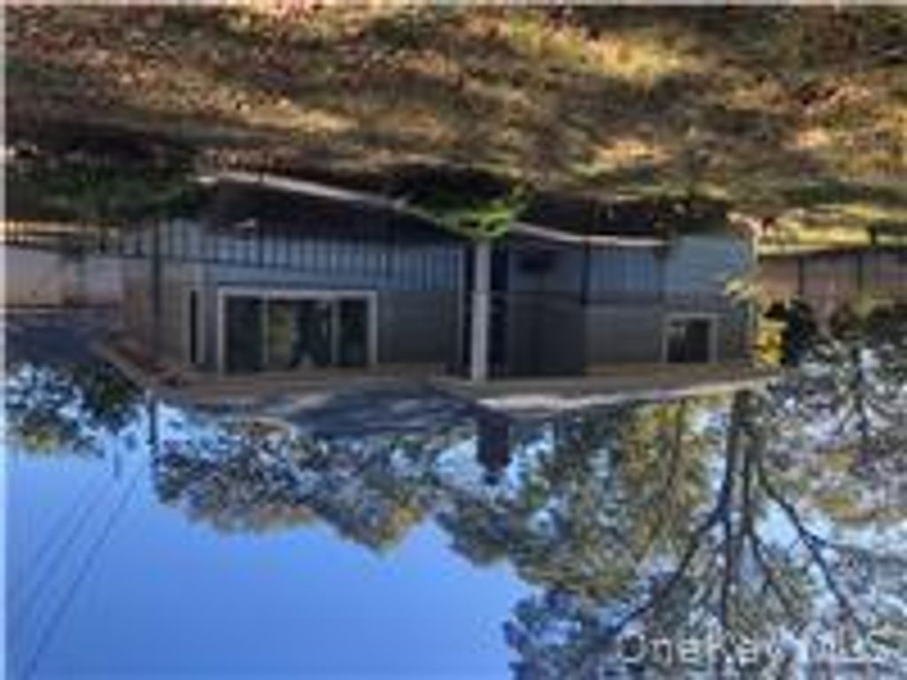 49 Hazelwood Avenue, Westhampton Beach, NY 11978