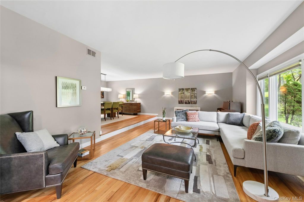 11 Cobbling Rock Drive, Katonah, NY 10536 — photo 3