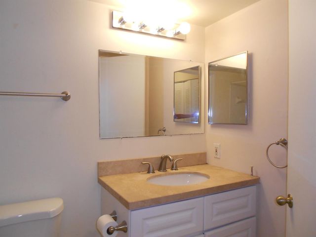 300 Scotia Drive 203, Hypoluxo, FL 33462