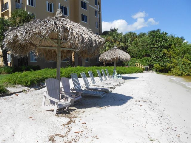 300 Scotia Drive 203, Hypoluxo, FL 33462