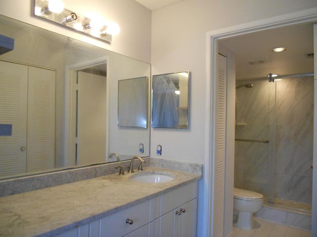 300 Scotia Drive 203, Hypoluxo, FL 33462