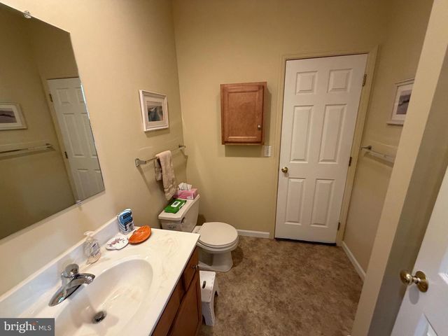 428 HAYMARKET LN, Lititz, PA 17543