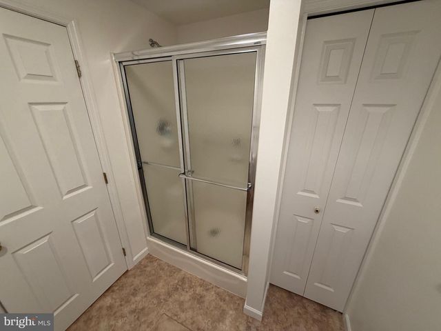 428 HAYMARKET LN, Lititz, PA 17543