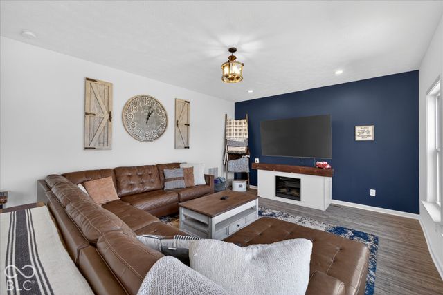 5452 W Channing Way, Ellettsville, IN 47429