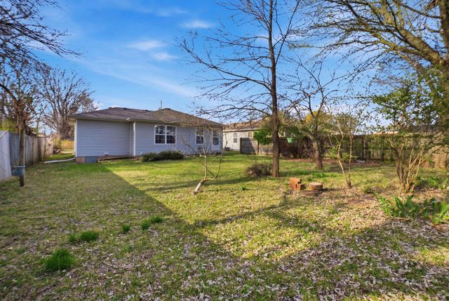 3119 W Water Street, Springfield, MO 65802