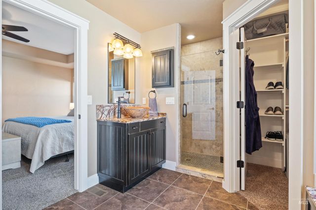 330 Arrowhead Path, Twin Falls, ID 83301