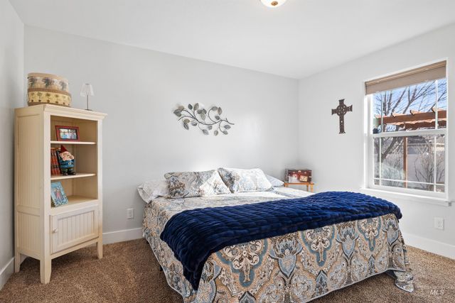 330 Arrowhead Path, Twin Falls, ID 83301