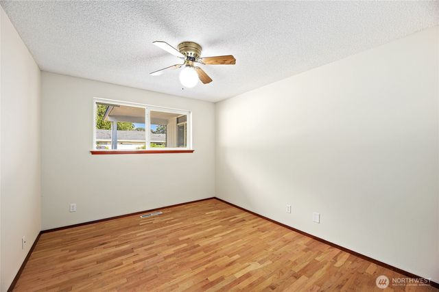 7859 Agate Drive SW, Lakewood, WA 98498