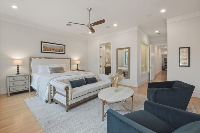 710 E 13th Street, Houston, TX 77008