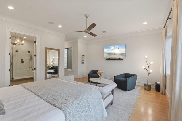 710 E 13th Street, Houston, TX 77008