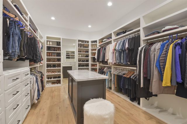 710 E 13th Street, Houston, TX 77008