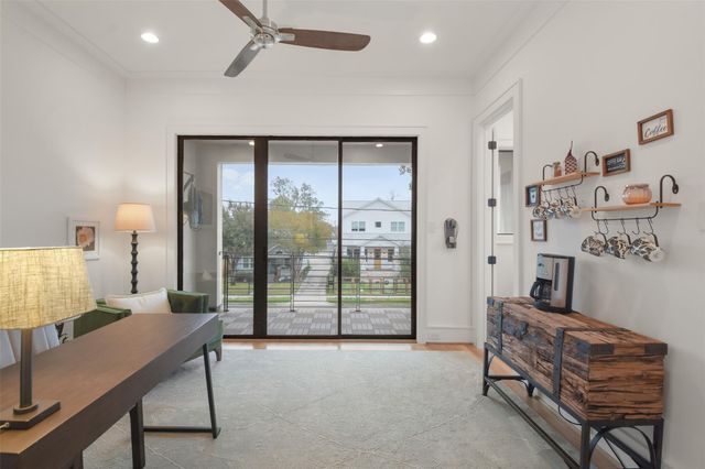 710 E 13th Street, Houston, TX 77008
