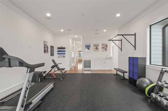710 E 13th Street, Houston, TX 77008