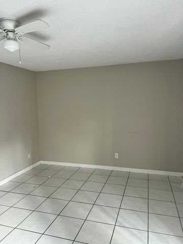 5154 Breckenridge Place 47, West Palm Beach, FL 33417