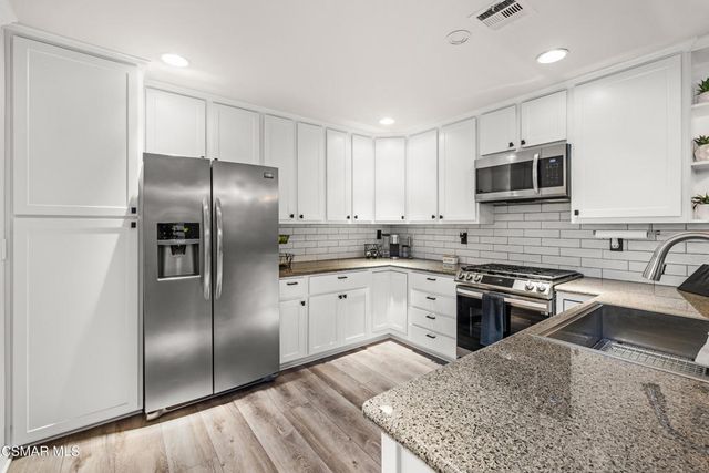 5200 Prairieview Street, Camarillo, CA 93012