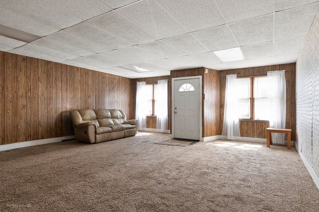 4916 Northcote Avenue, East Chicago, IN 46312