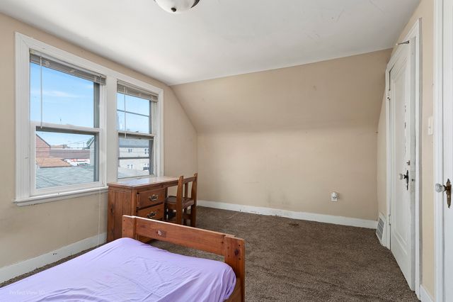 4916 Northcote Avenue, East Chicago, IN 46312