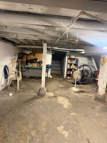 4916 Northcote Avenue, East Chicago, IN 46312