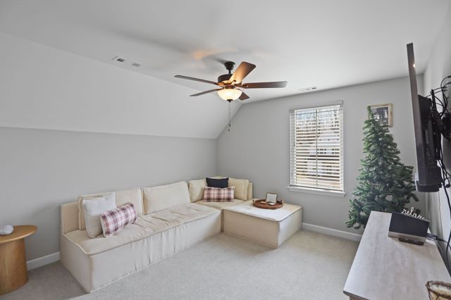 400 Evans Dr, Tullahoma, TN 37388