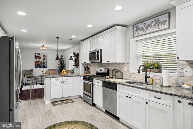 22 ROSE CT, Mount Laurel, NJ 08054