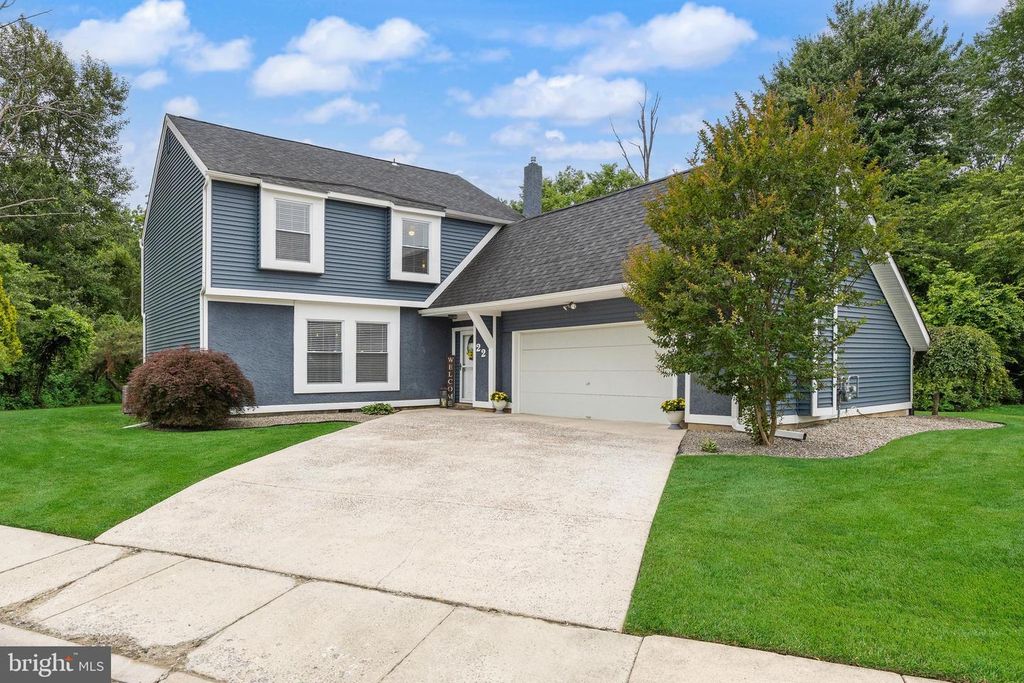 22 ROSE CT, Mount Laurel, NJ 08054