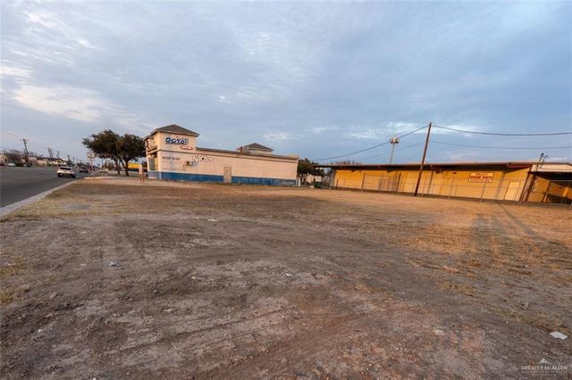 811 Mozelle Avenue, Pharr, TX 78577