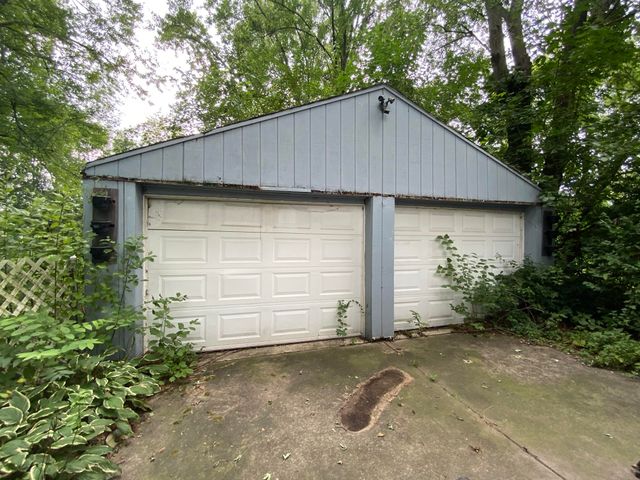 2814 Monnier Street, Portage, IN 46368