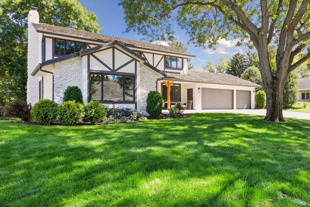 7505 Hyde Park Drive, Edina, MN 55439 — photo 3