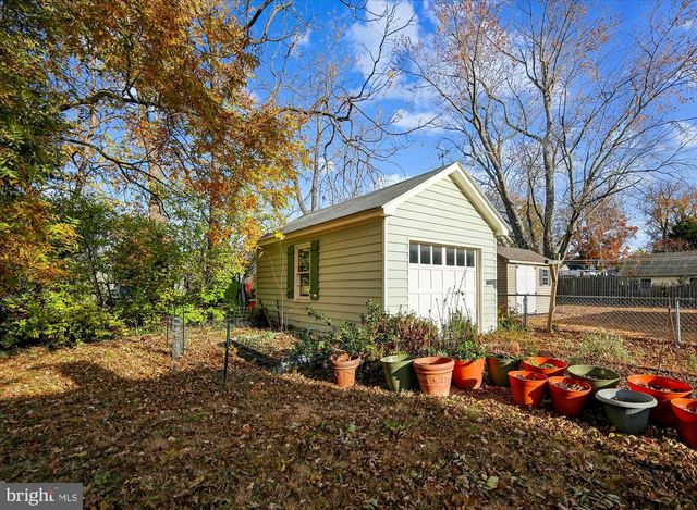 105 SEYMOUR AVE, Saint Michaels, MD 21663