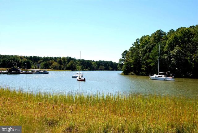 105 SEYMOUR AVE, Saint Michaels, MD 21663