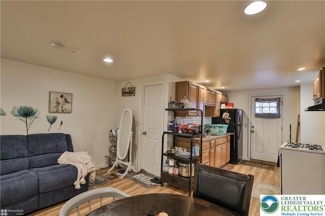 737 East 7th Street, Bethlehem City, PA 18015