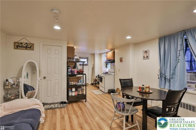 737 East 7th Street, Bethlehem City, PA 18015