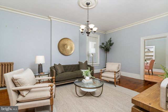 204 E WASHINGTON AVE, Newtown, PA 18940